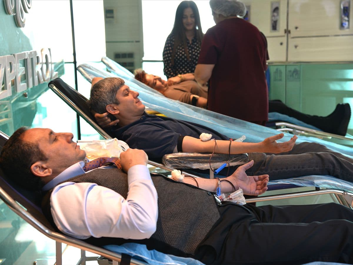 Blood donation action was held within the “Year of the Constitution and Sovereignty” at “Azpetrol” company.