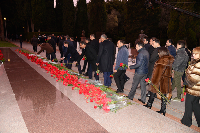 12 December the commemoration day of the national leader Heydar Aliyev.